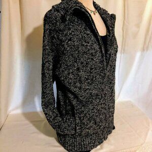 VERSATILE! XL L.L. Bean Zip front sweater